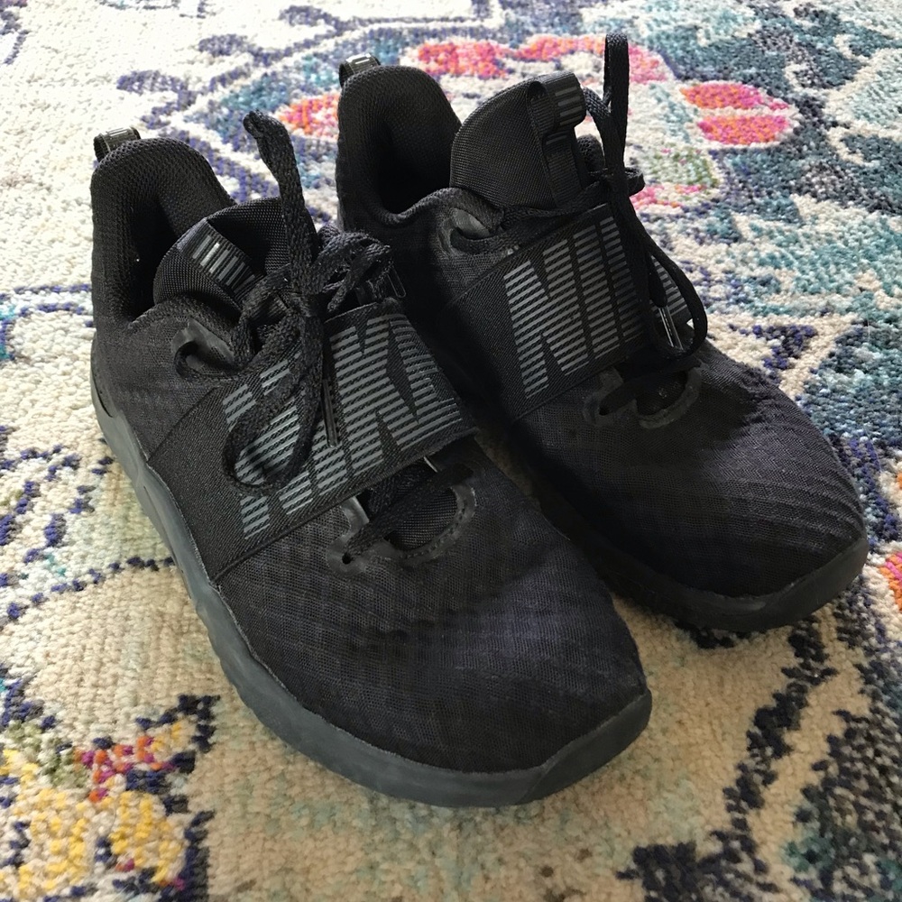 Womens Nike shoes size 8